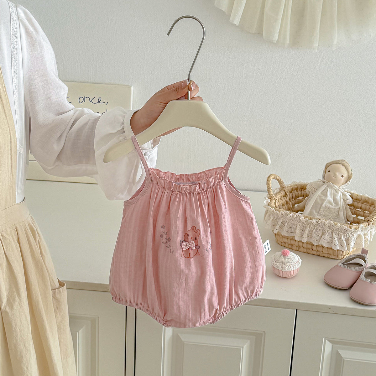 Baby Onesie Thin Newborn Clothes Bodysuit Infant Sleeveless Romper Girl Baby Triangular Crawling Suit