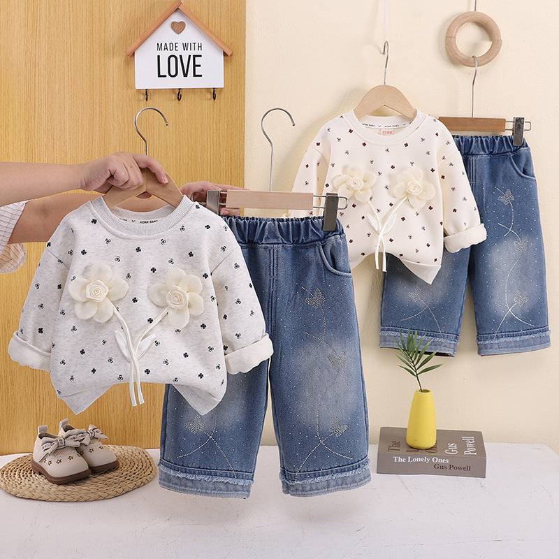 Two piece set of children's winter clothes with fleece hoodie for baby girls